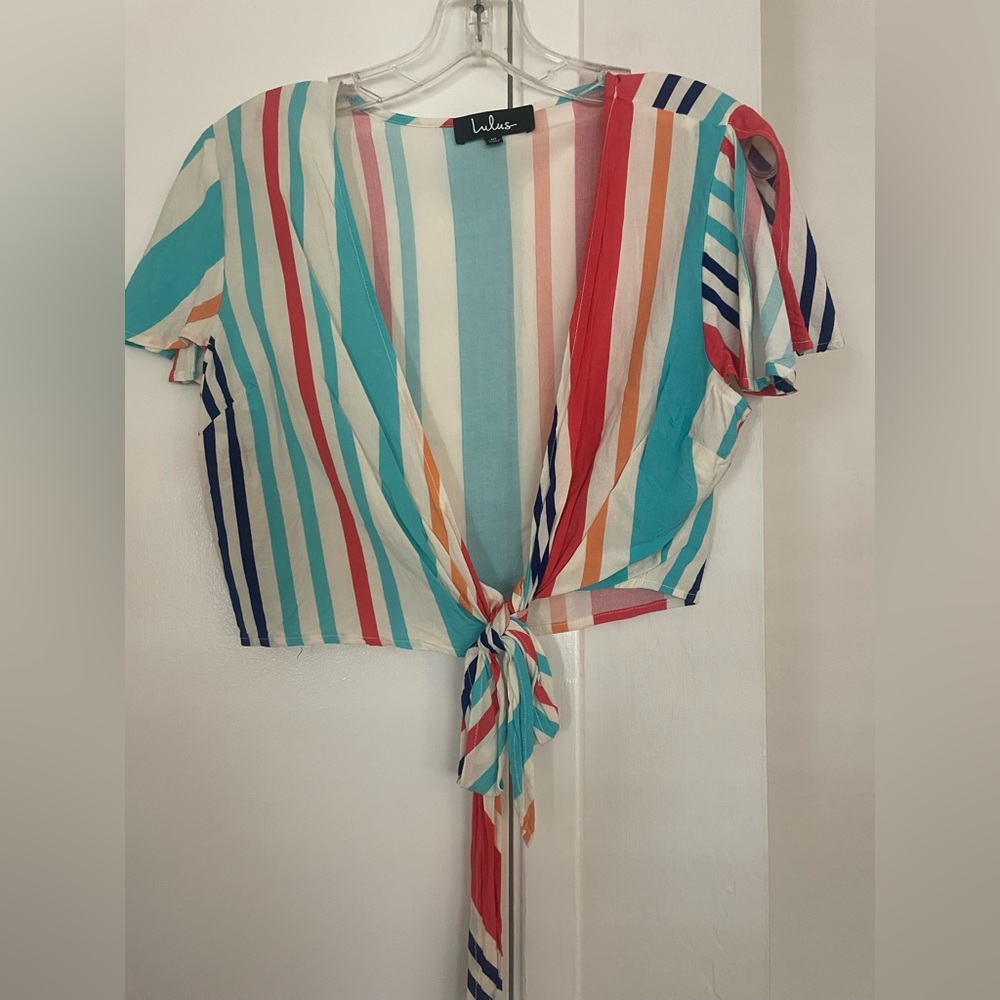 Front tie striped blouse